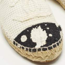 Pre Owned Chanel CC Size 39 White/Black Knit Fabric Espadrille Flats