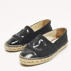 Pre Owned حذاء فلات شانيل سي سي جلد لامع وتويد غطاء مقدمة أسود مقاس 38