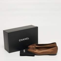 Pre Owned Chanel CC Bow Size 37.5 Brown Leather Cap Toe Ballet Flats