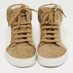 مملوكة مسبقًا حذاء رياضي عالي القمة شانيل مطاط وقماش تويد أبيض/ذهبي مقاس 38.5