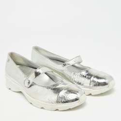 Pre Owned Chanel Size 38.5 Silver Leather Mary Jane Sneakers