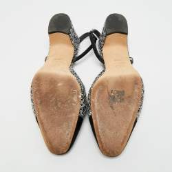 Pre Owned حذاء كعب عالي شانيل قماش أسود/فضي وترتر بحزام للكاحل مقاس 38.5