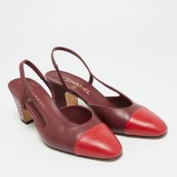 مملوكة مسبقًا حذاء كعب عالي شانيل سبيكة قماش/جلد أسود/كريمي بحزام خلفي شعار CC مقاس 37.5