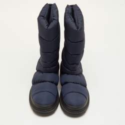 مملوكة مسبقًا Chanel Size 40.5 Blue Nylon Snow Boots