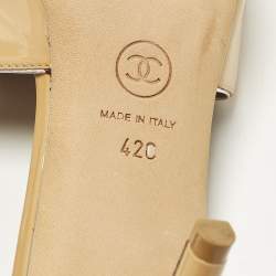 Pre Owned Chanel Camelia Size 42 Beige Patent Leather Slide Sandals