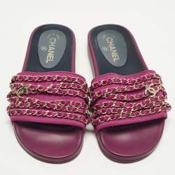 مملوكة مسبقًا Chanel CC Size 38 Dark Pink Fabric Chain Link Flat Slide Sandals