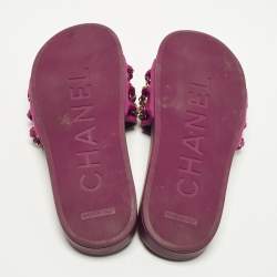 مملوكة مسبقًا Chanel CC Size 38 Dark Pink Fabric Chain Link Flat Slide Sandals
