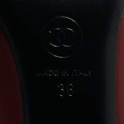 Pre Owned Chanel CC Size 36 Burgundy/Navy Blue Leather Cap Toe Pumps