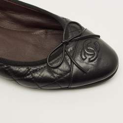 Pre Owned Chanel CC Size 37.5 Black Quilted Leather Bow Cap Toe Ballet Flats