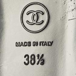 Pre Owned Chanel Size 38.5 Navy Blue Leather and Sequins CC Logo Slip On Loafers