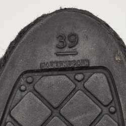 مملوكة مسبقًا Chanel CC Size 39 Black/White Tweed Espadrille Flat Mules