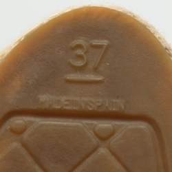 مملوكة مسبقًا Chanel CC Pearl Logo Size 37 Beige/Black Suede Espadrille Flats