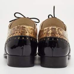 مملوكة مسبقًا Chanel Size 38.5 Metallic Gold/Black Leather and Patent Leather Brogue Lace Up Oxfords