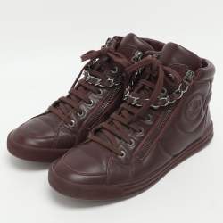 مملوكة مسبقًا Chanel CC Size 39 Burgundy Leather High Top Sneakers