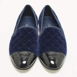 Pre Owned Chanel Interlocking CC Logo Size 40 Navy Blue Patent Leather and Velvet Smoking Slippers