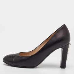 مملوكة مسبقًا Chanel Size 36 Black Leather Cap Toe CC Pearl Heel Pumps