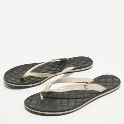 Pre Owned Chanel CC Size 39 Beige Leather Thong Flats