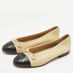 مملوكة مسبقًا Chanel CC Size 36.5 Beige/Black Leather Ballet Flats