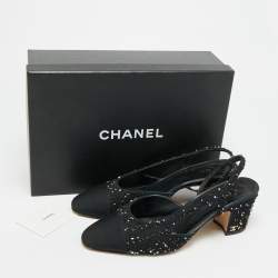 مملوكة مسبقًا Chanel Embellished Size 39.5 Black Fabric and Grosgrain Cap Toe Slingback Pumps