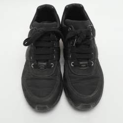 Pre Owned Chanel CC Size 38 Black/White Leather and Neoprene Low Top Sneakers