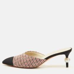 Pre Owned Chanel Size 38.5 Multicolor Fabric and Tweed CC Pearl Heel Pointed Toe Mules