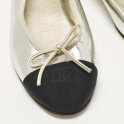 Pre Owned حذاء باليه شانيل فلات CC كانفس فضي/أسود مقاس 40.5 جلد بفراشة