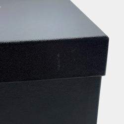 Pre Owned بوت قصير شانيل CC شعار جلد أسود مقاس 35