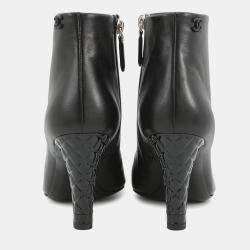 Pre Owned Chanel Cc Logo Short Boots Black Patent Leather Size 37.5C