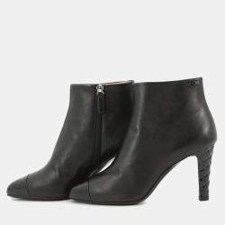 Pre Owned Chanel Cc Logo Short Boots Black Patent Leather Size 37.5C