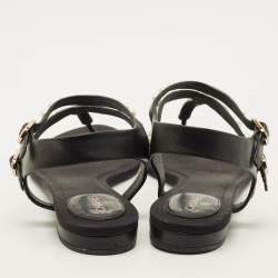 Pre Owned Chanel  Size 40.5 Black Leather CC Pearl Embellished Flat Thong Sandals