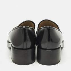 مملوكة مسبقًا حذاء لوفرز شانيل جلد أسود CC مقاس 40