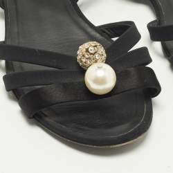 Pre Owned صندل مفتوح الكعب بالكريستال مزين ساتان أسود مقاس 39.5 شانييل