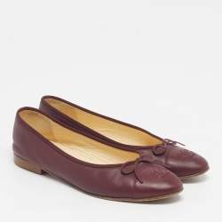 Pre Owned حذاء باليرينا فلات شانيل سي سي جلد وتويد وردي/عنابي مقدمة عنابي بفيونكة مقاس 40