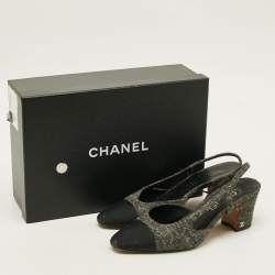 مملوكة مسبقًا Chanel CC Size 38.5 Grey/Black Canvas and Tweed Slingback Pumps
