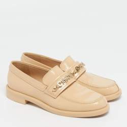 Pre Owned Chanel Size 40 Beige Patent Leather Chain Detail Logo Loafers