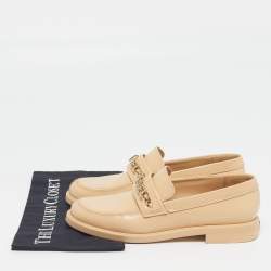 Pre Owned Chanel Size 40 Beige Patent Leather Chain Detail Logo Loafers