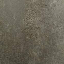 Pre Owned Chanel CC Size 40.5 Silver Leather Chain Detail Ankle Strap Flat Sandals