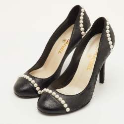 Pre Owned حذاء كعب عالي شانيل سي سي مزين بلآلئ مقاس 37 شمواه وجلد أسود