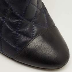 Pre Owned Chanel CC Size 35.5 Navy Blue/Black Quilted Leather Ankle Length Boots