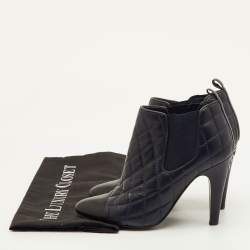 Pre Owned Chanel CC Size 35.5 Navy Blue/Black Quilted Leather Ankle Length Boots