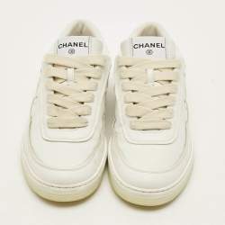 Pre Owned حذاء رياضي شانيل CC جلد أبيض مقاس 40 أربطة