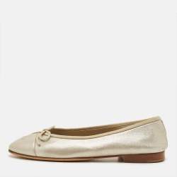 Pre Owned Chanel CC Size 37 Silver Leather Ballet Flats
