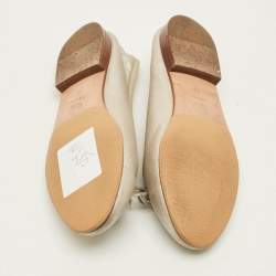 Pre Owned Chanel CC Size 37 Silver Leather Ballet Flats