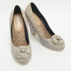 Pre Owned Chanel Camelia Size 39 Beige Stripe Leather Wedge Pumps