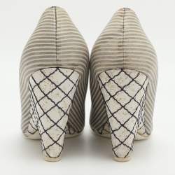 Pre Owned Chanel Camelia Size 39 Beige Stripe Leather Wedge Pumps