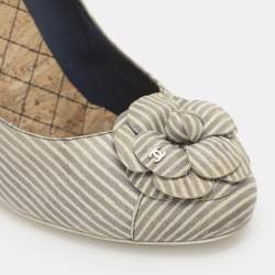 Pre Owned Chanel Camelia Size 39 Beige Stripe Leather Wedge Pumps