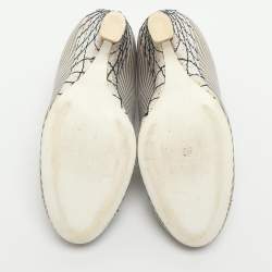 Pre Owned Chanel Camelia Size 39 Beige Stripe Leather Wedge Pumps