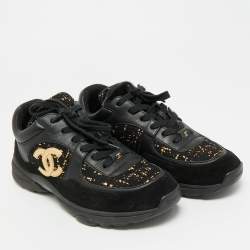 Pre Owned Chanel Interlocking CC Size 40 Black/Gold Leather and Tweed Low Top Sneakers