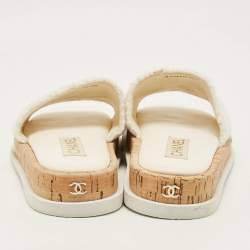 Pre Owned Chanel Size 40 White Tweed  Interlocking CC logo Flat Slides 