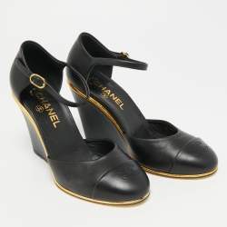 Pre Owned Chanel CC Size 38 Black Leather Wedge Pumps